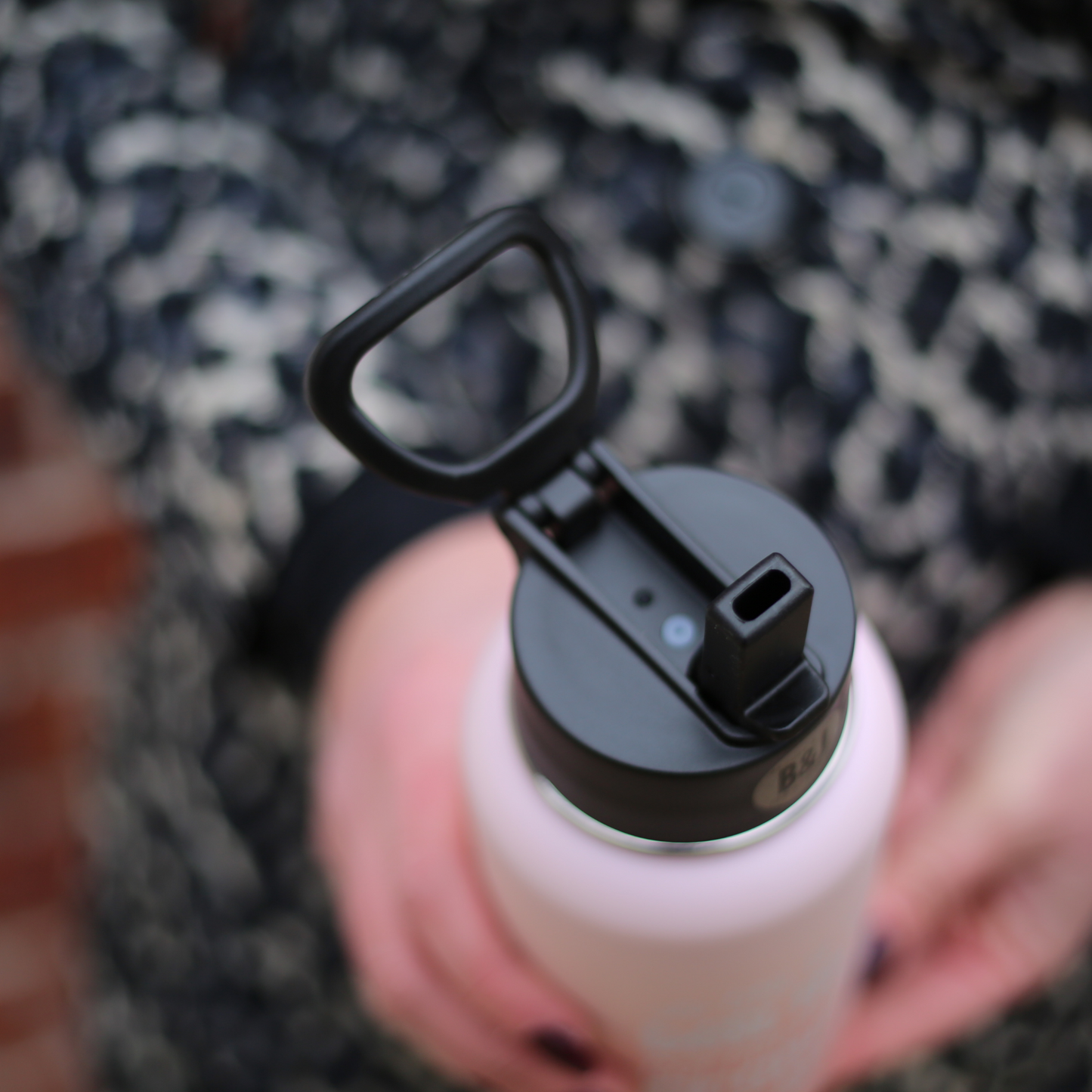 Freakin' Awesome Sister 32 oz Rose Gold Water Bottle for Sister